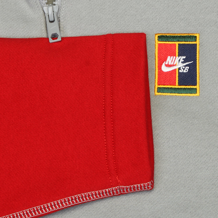 Nike SB - Quarter Zip Fleece Sweatshirt
Style # IZ1853-687
Color : Gym Red / Stealth