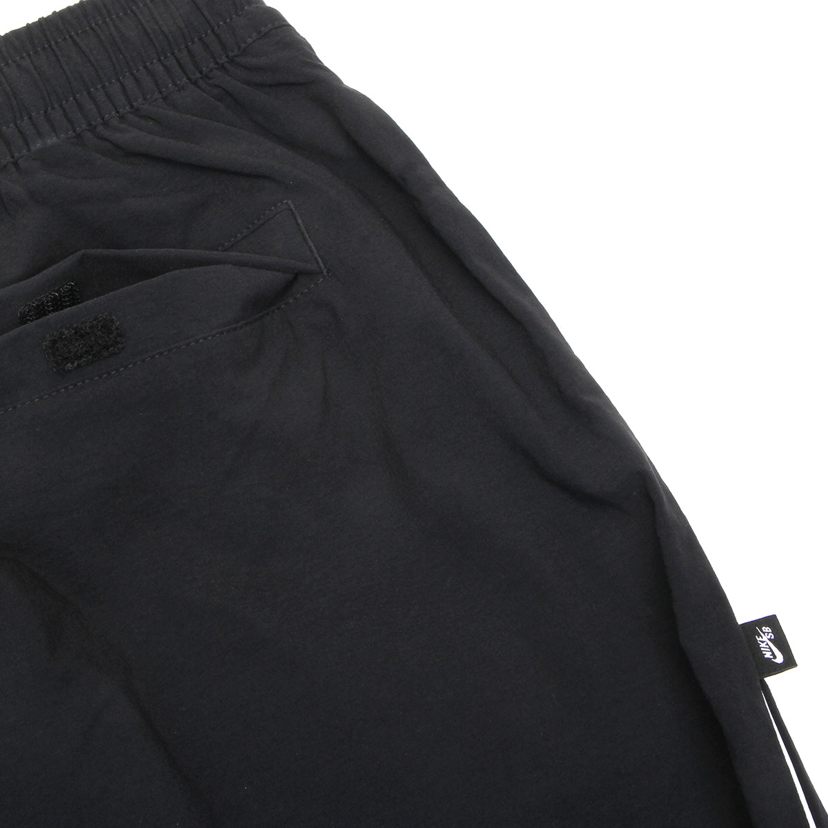 Nike SB - Switch Drill Woven Pant
Style # IQ6271-010
Color : Black