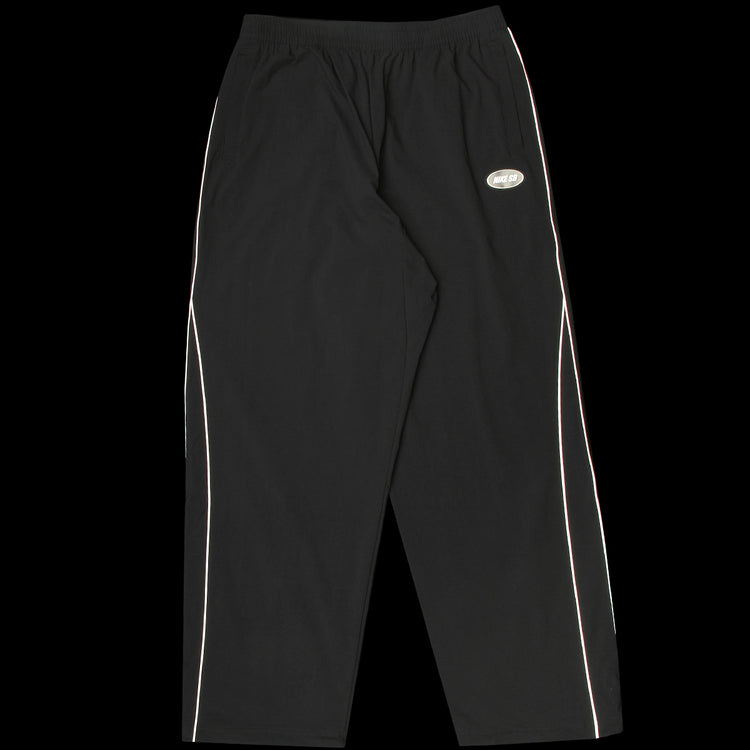 Nike SB - Switch Drill Woven Pant
Style # IQ6271-010
Color : Black