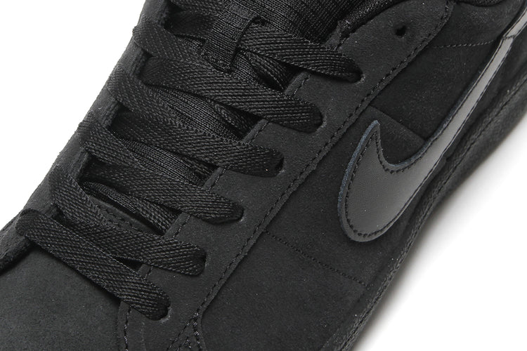 Nike SB - Zoom Tennis Classic
Style # HF7386-003
Color : Black / Black / Off Noir