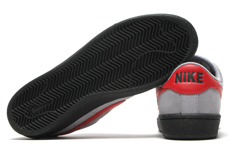 Nike SB - Zoom Tennis Classic
Style # HF7386-005
Color : Stealth / Gym Red / Black