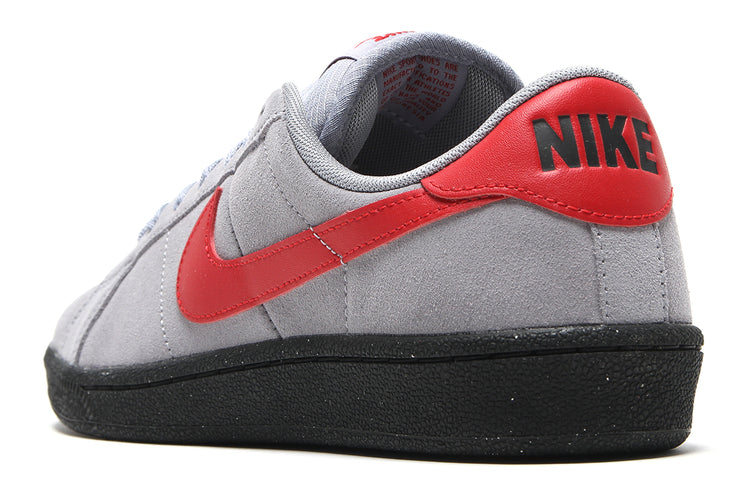 Nike SB - Zoom Tennis Classic
Style # HF7386-005
Color : Stealth / Gym Red / Black
