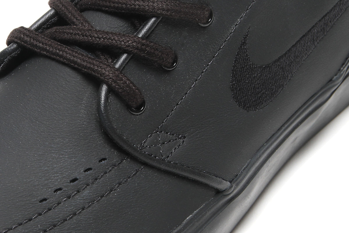 Nike SB | Zoom Janoski OG+
Style # FQ7621-001
Color : Black