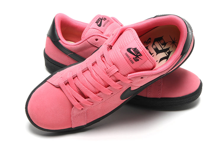 Nike SB - Zoom Tennis Classic
Style # IQ8394-600
Color : Hyper Pink / Black