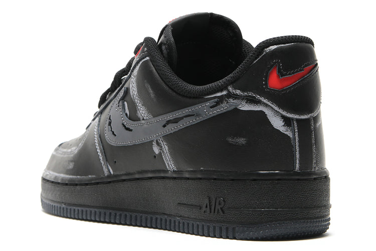 Nike - Air Force 1 '07
Style # IZ1207-010
Color : Black / Stealth / Gym Red / Metallic Silver