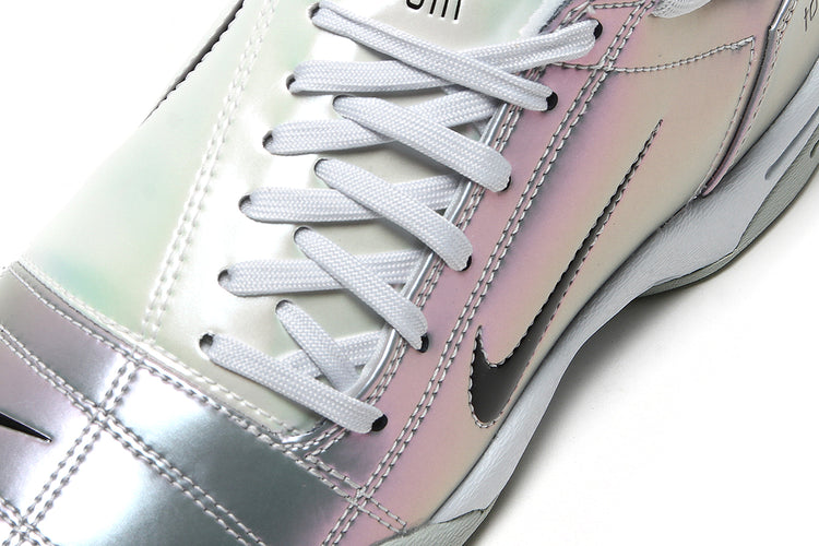 Nike - Total 90 Premium
Style # IM3500-100
Color : Off White / Black / Light Silver