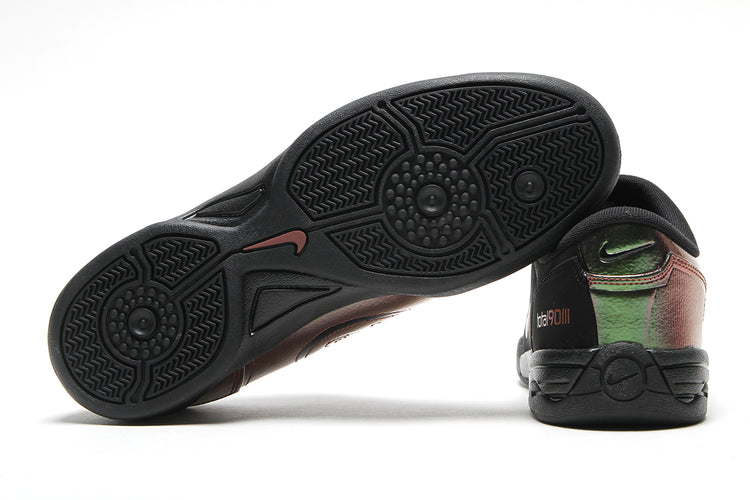 Nike - Total 90 Premium Tiempo
Style # IO8712-001
Color : Black / Red Sepia