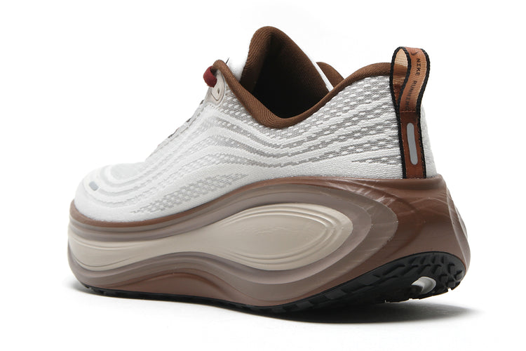 Nike - Vomero Plus
Style # IO4482-100
Color : Sail / Pecan / Caldera Brown / Black