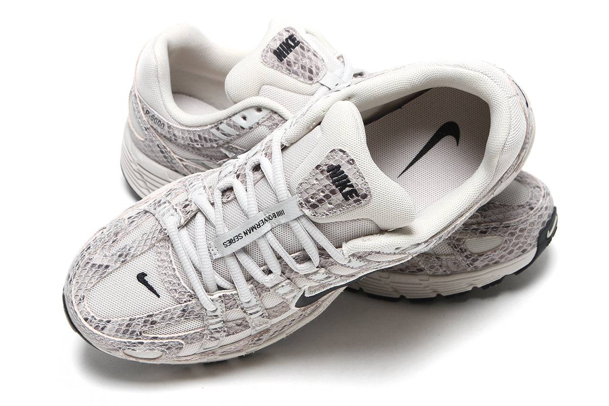 Nike - Nike P-6000 SE
Style # IH4451-002
Color : Light Bone / Black