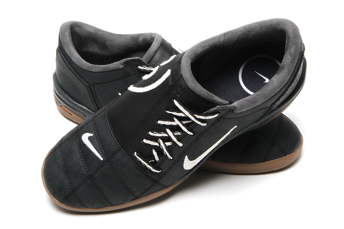 Nike - Women's T90
Style # IH2314-002
Color : Black / Coconut Milk / Gum Light Brown