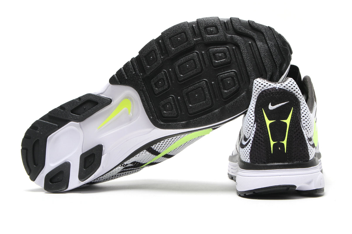 Nike - Zoom Streak 3
Style # IQ8012-100
Color : White / Volt / Flat Pewter / Black