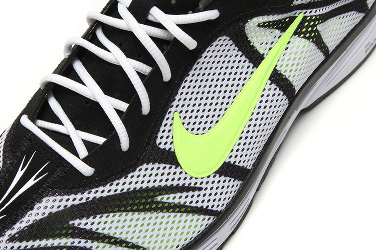 Nike - Zoom Streak 3
Style # IQ8012-100
Color : White / Volt / Flat Pewter / Black