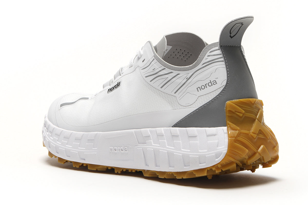 Norda - 001A
Color : White Gum