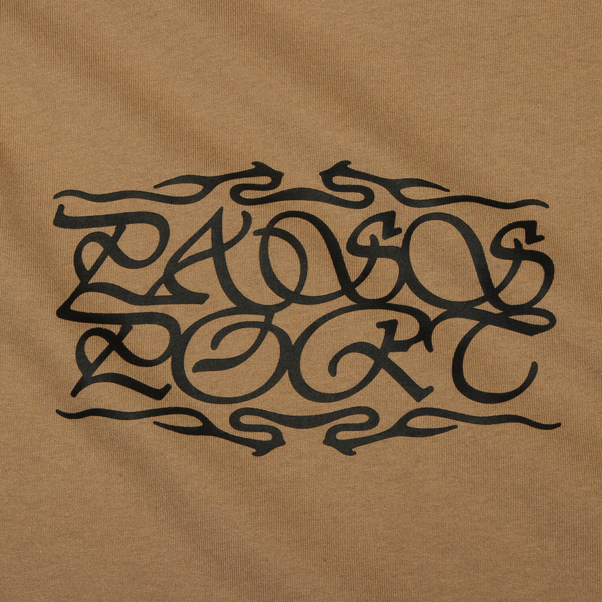Passport - Calligraphy T-Shirt
Color : Khaki