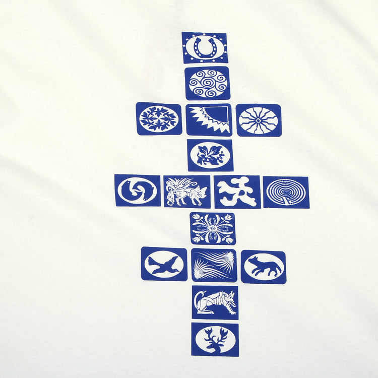 Passport  Kollaasi T-Shirt
Color : White