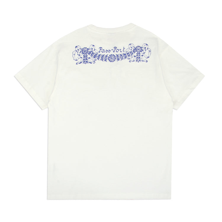 Passport  Kollaasi T-Shirt
Color : White