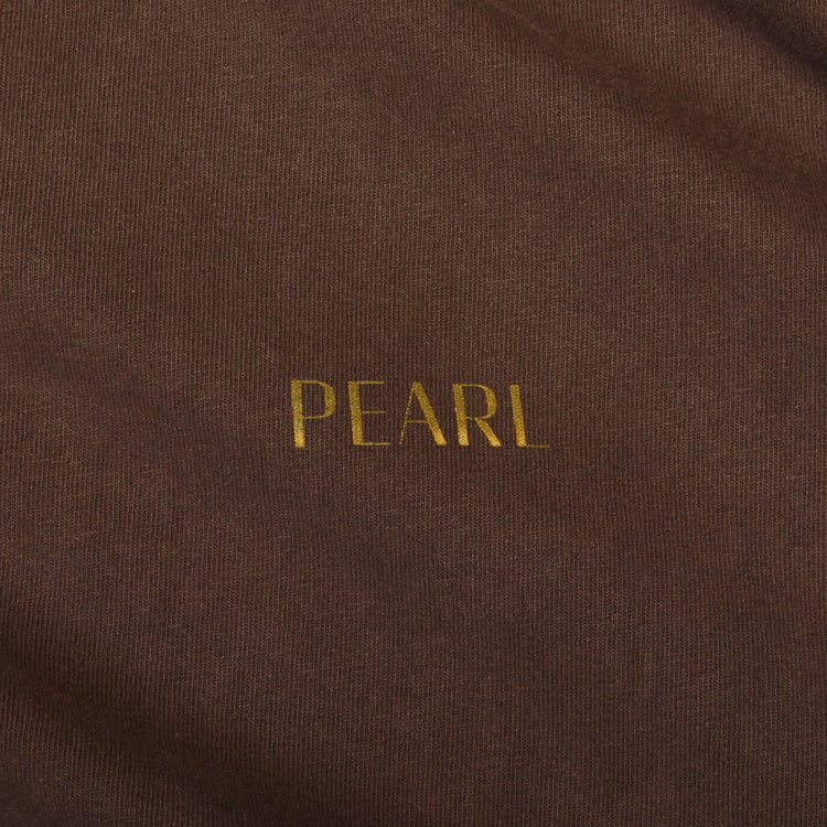 Pearl - Public Niceties T-Shirt
Color : Clove