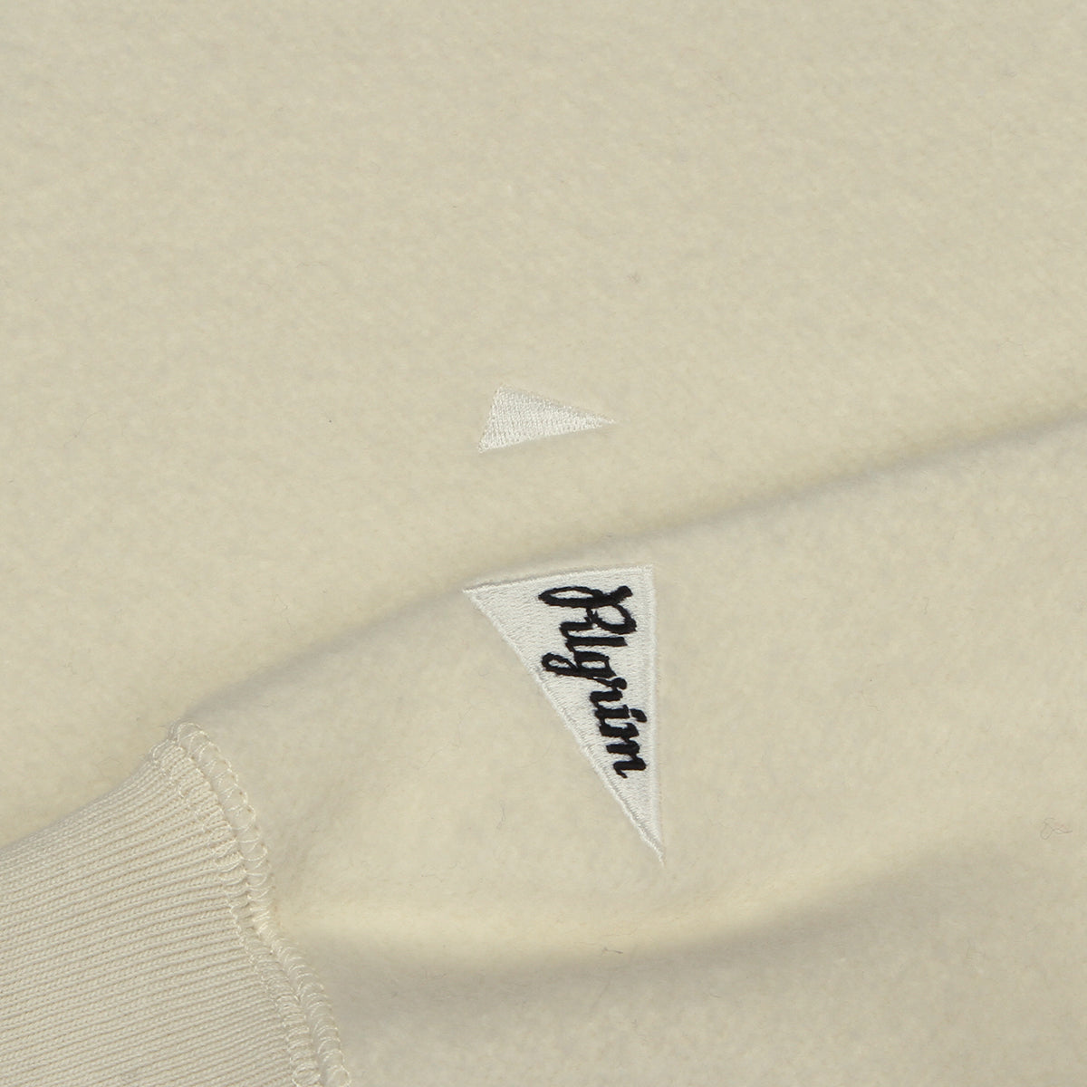 Pilgrim | Kagan Fleece Pennant Crew
Color : Bone