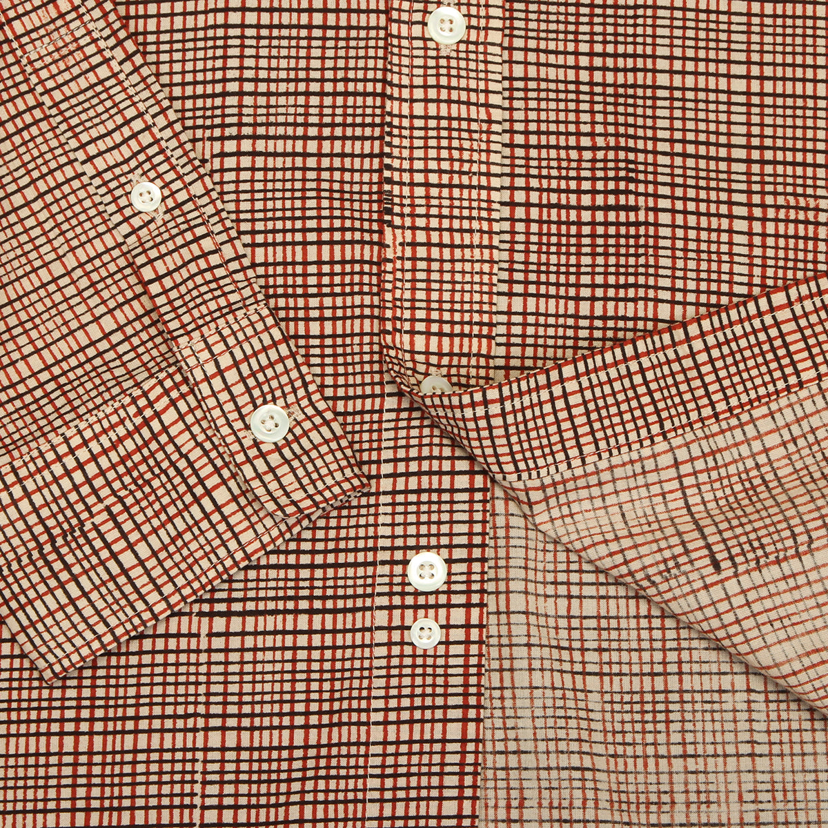 Pilgrim Surf Supply - Bubbie Block Printed Button Down Shirt
Color : Red