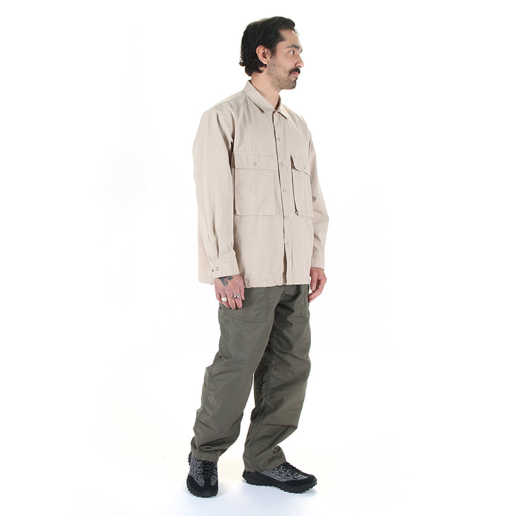 Pilgrim Surf Supply - Ivan Weather Cloth L/S Shirt
Color : Khaki