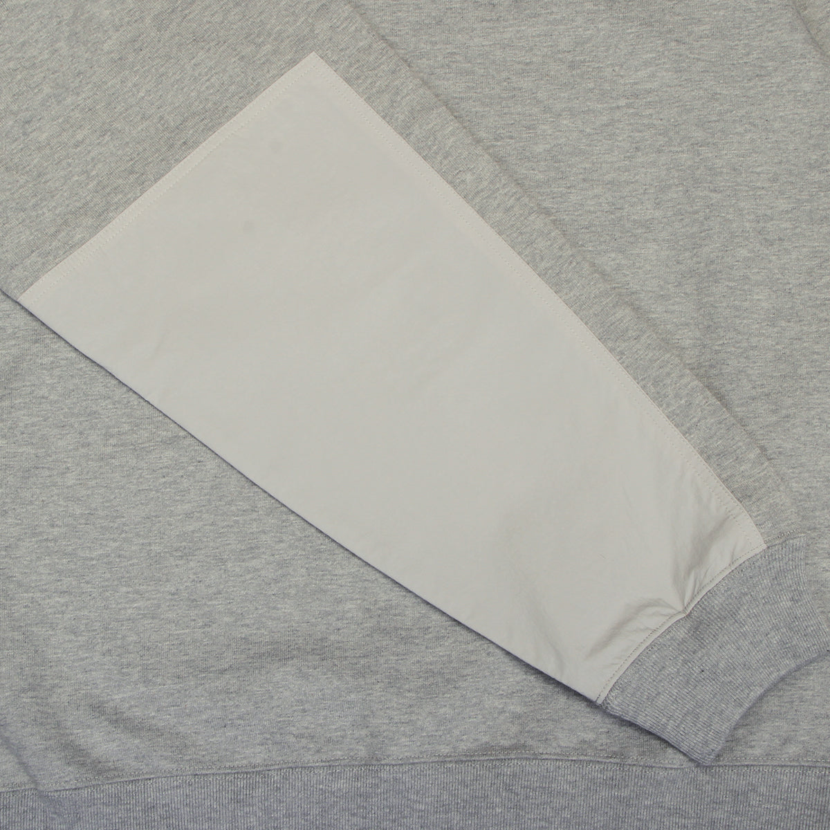 Pilgrim Surf Supply - Jaar Reinforced Crewneck
Color : Heather Grey