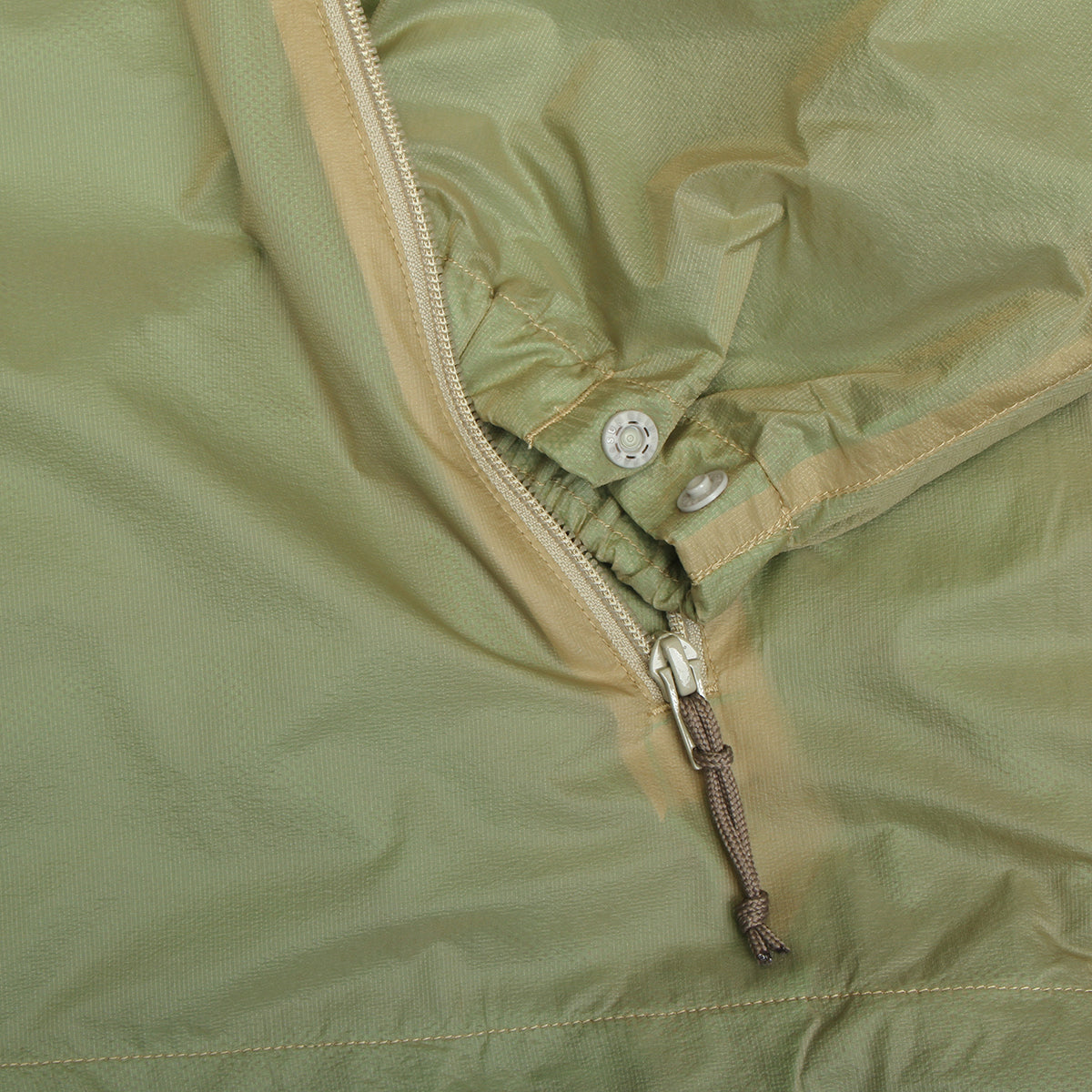 Pilgrim Surf Supply - Pike Nylon Ripstop Anorak
Color : Sage