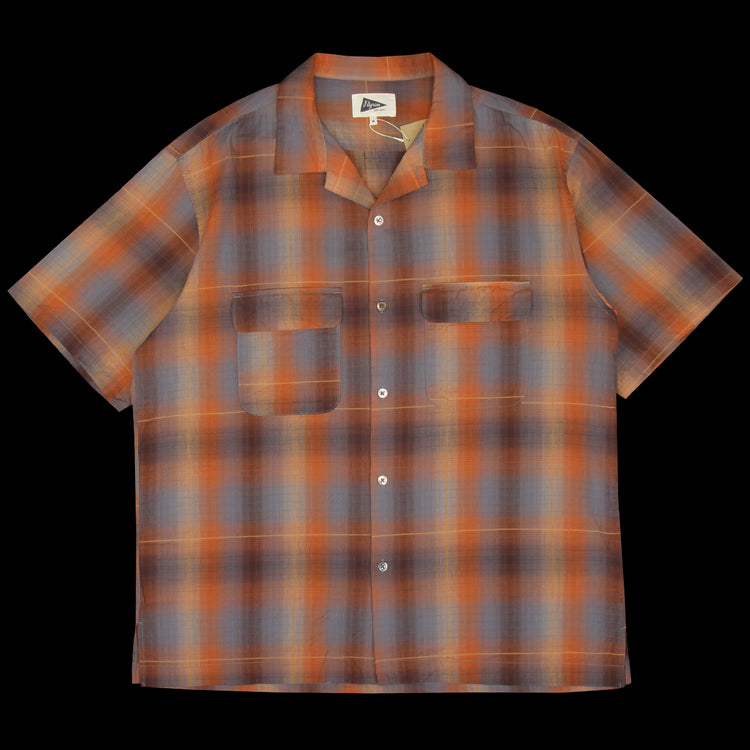 Pilgrim Surf Supply - Sam Dobby Ombre S/S Shirt
Color : Orange