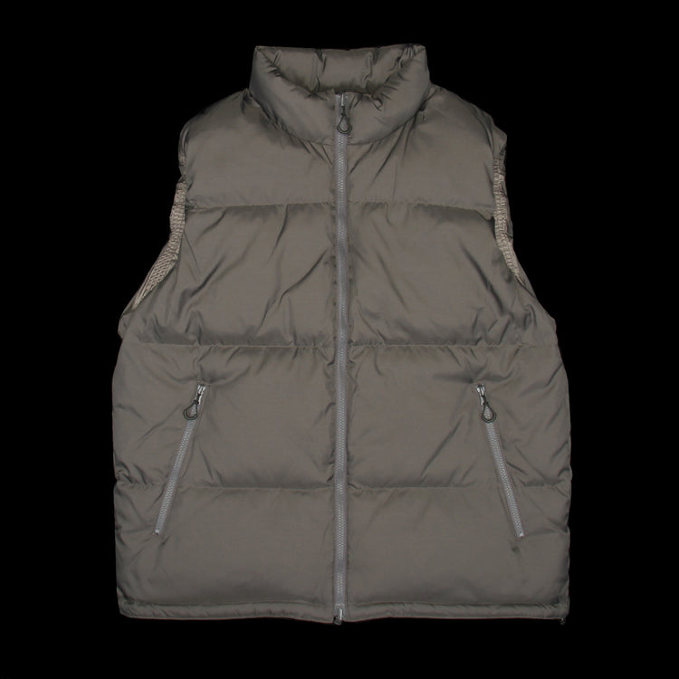 Pilgrim | Baynard Down Vest
Color : Grey