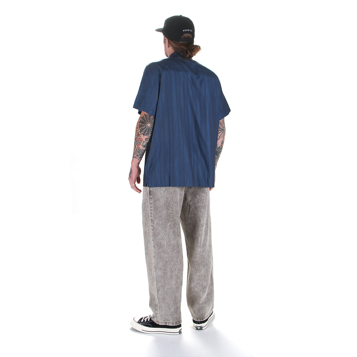 Polar Skate Co. | Tim Shirt
Color : Steel Blue Grund Chinos
Color : Acid Beige