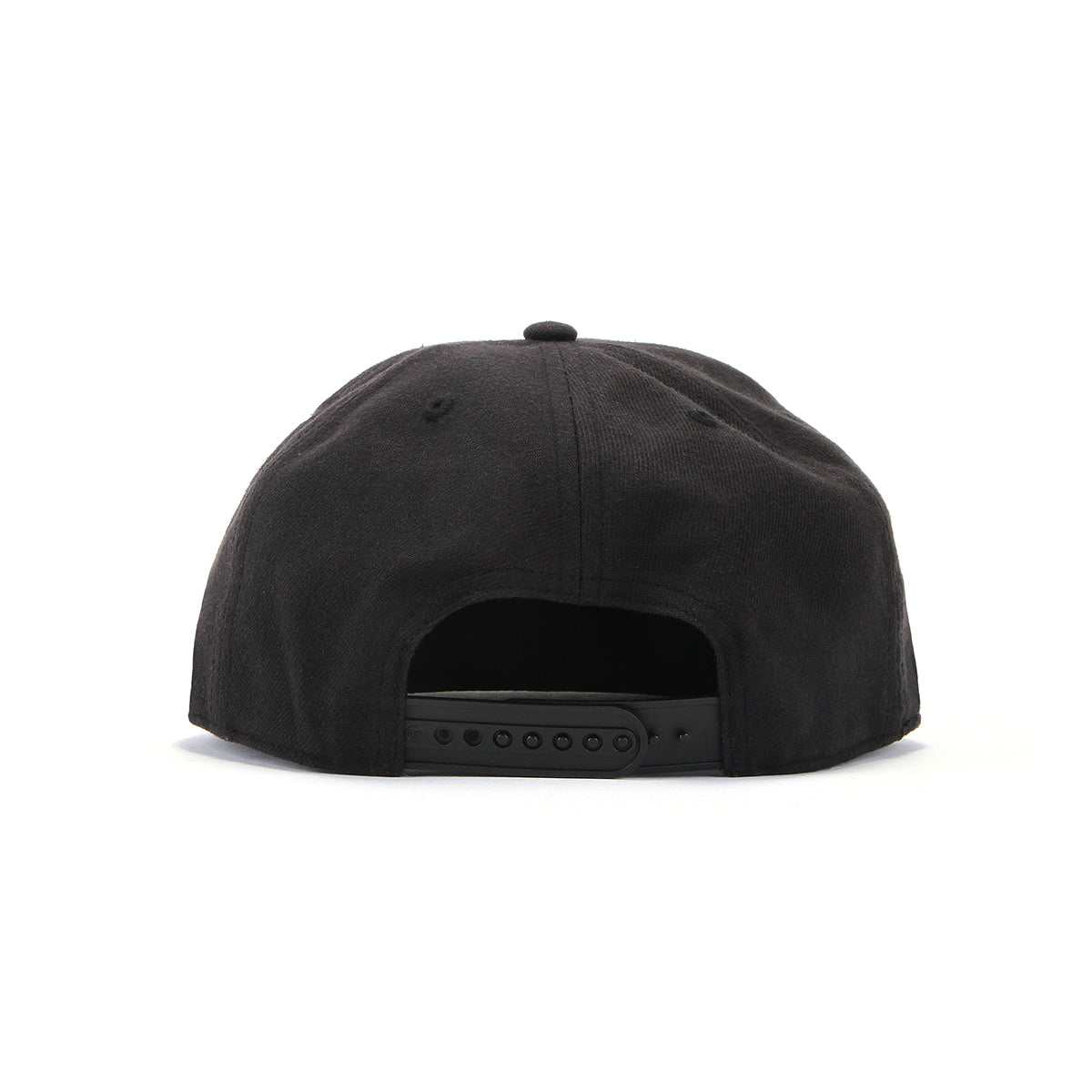 Premier | Red Wings Hat
Color : Black