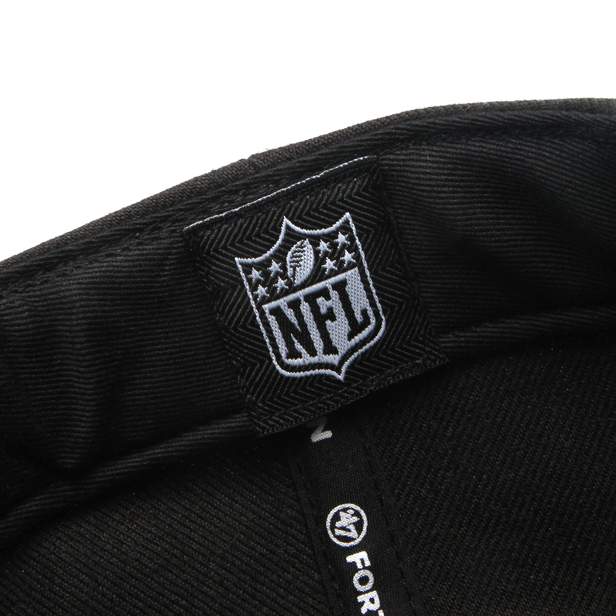 Premier | Lions Cap
'47 Hitch LC Fit
Color : Black