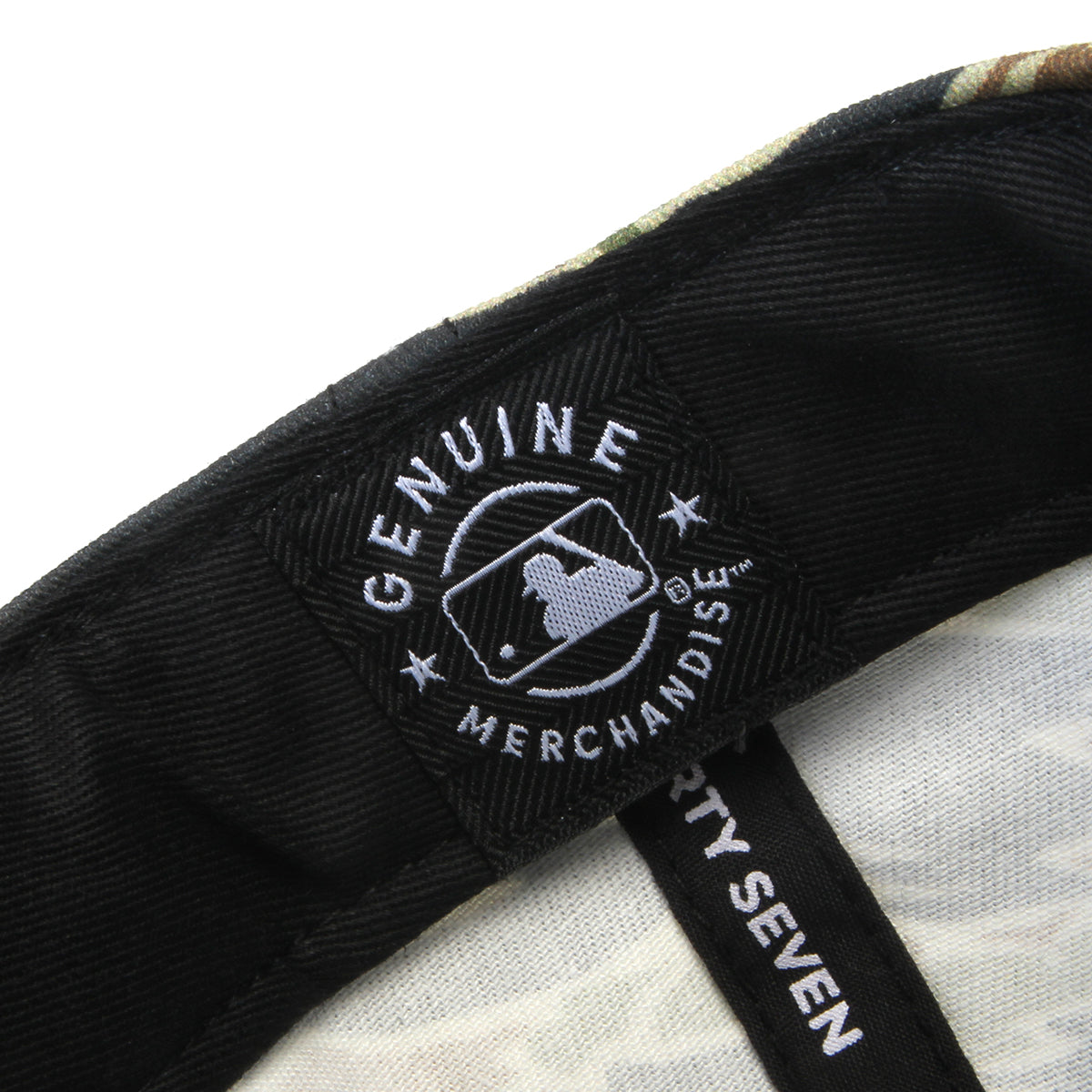 Premier | Lions Cap
'47 Captain RL Fit
Color : Tiger Camo