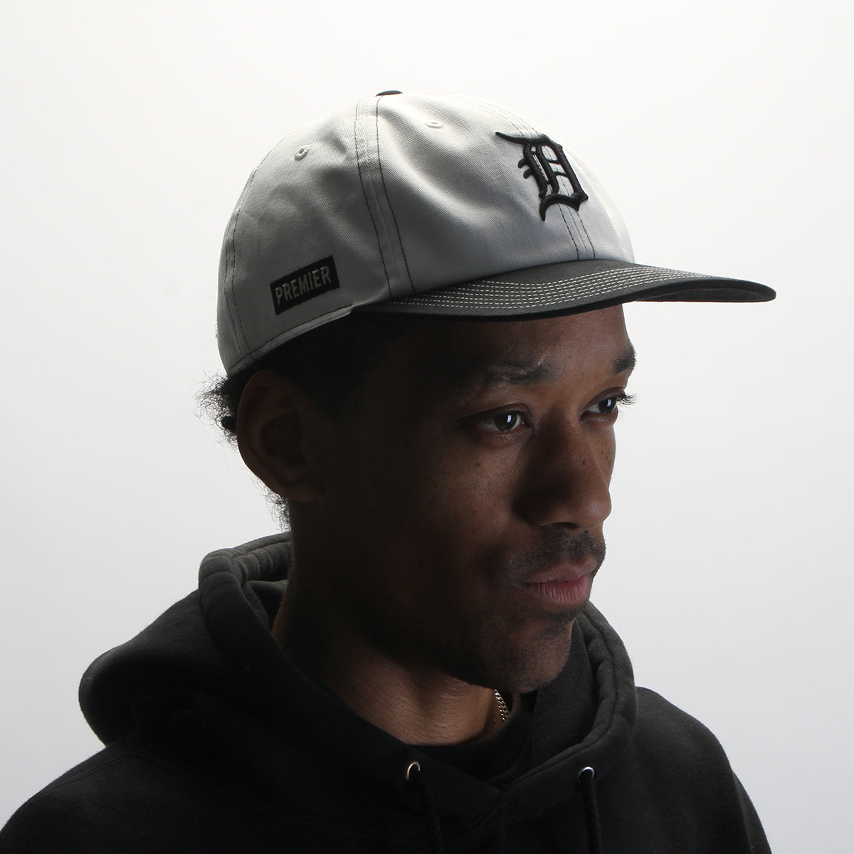 Premier | Lions Cap
'47 Captain RL Fit
Color : White / Black