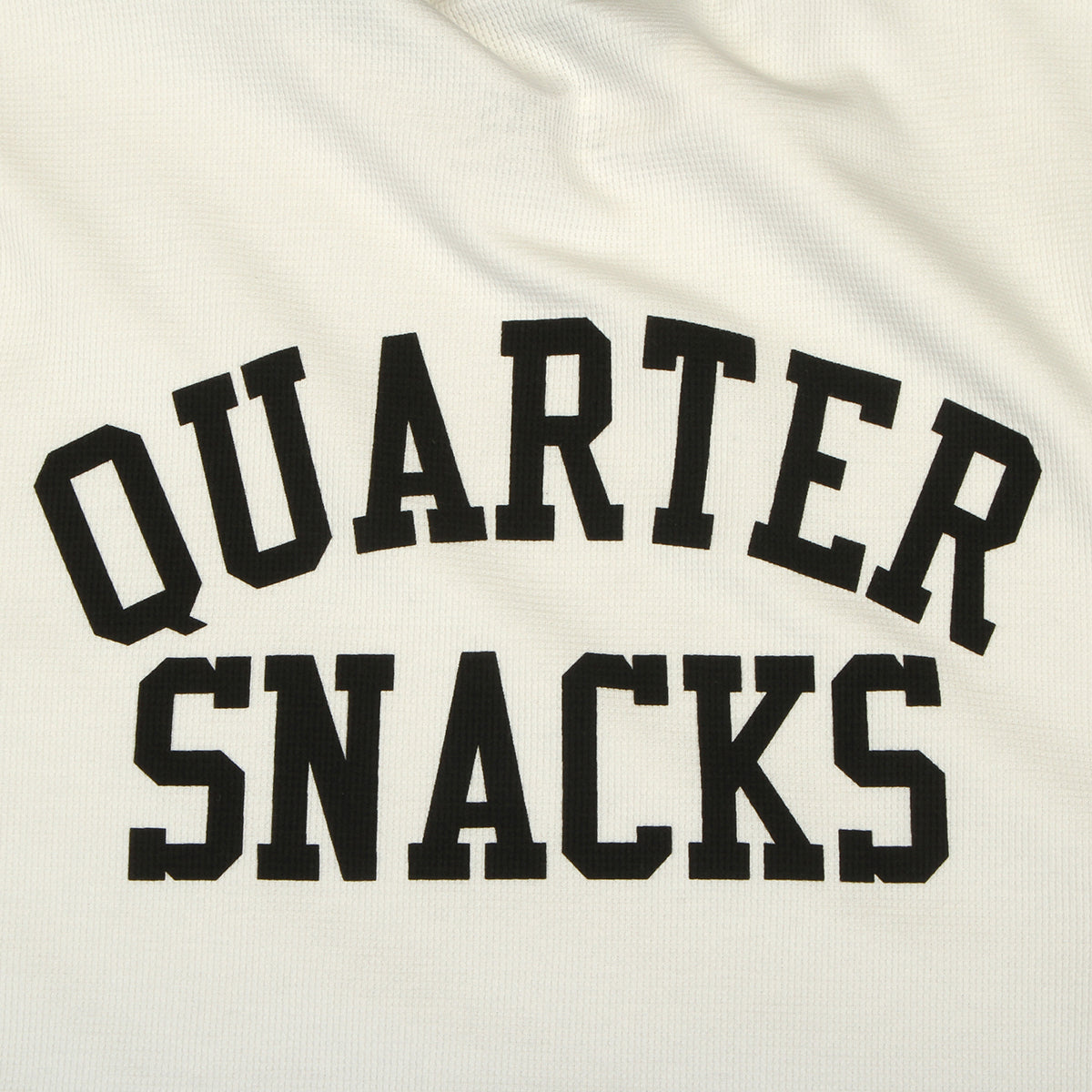 Quartersnacks - Printed Thermal L/S T-Shirt
Color : Bone