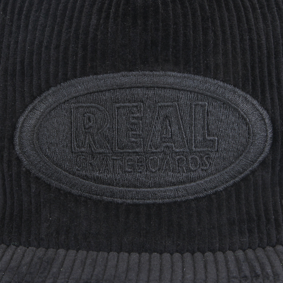 Real - Oval Hat
Color : Black