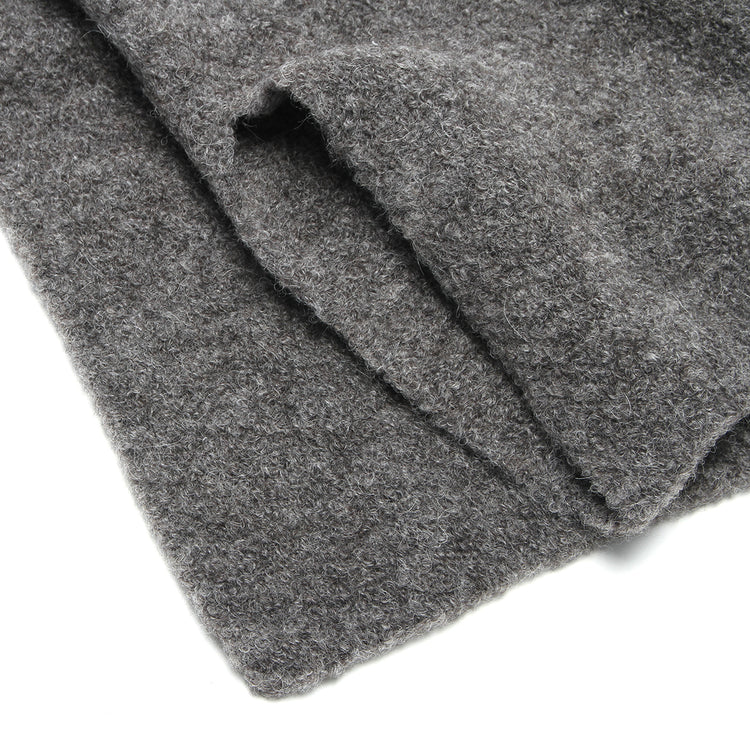 Rototo - Alpaca Boucle Short Muffler
Style # R5152
Color : Dark Gray