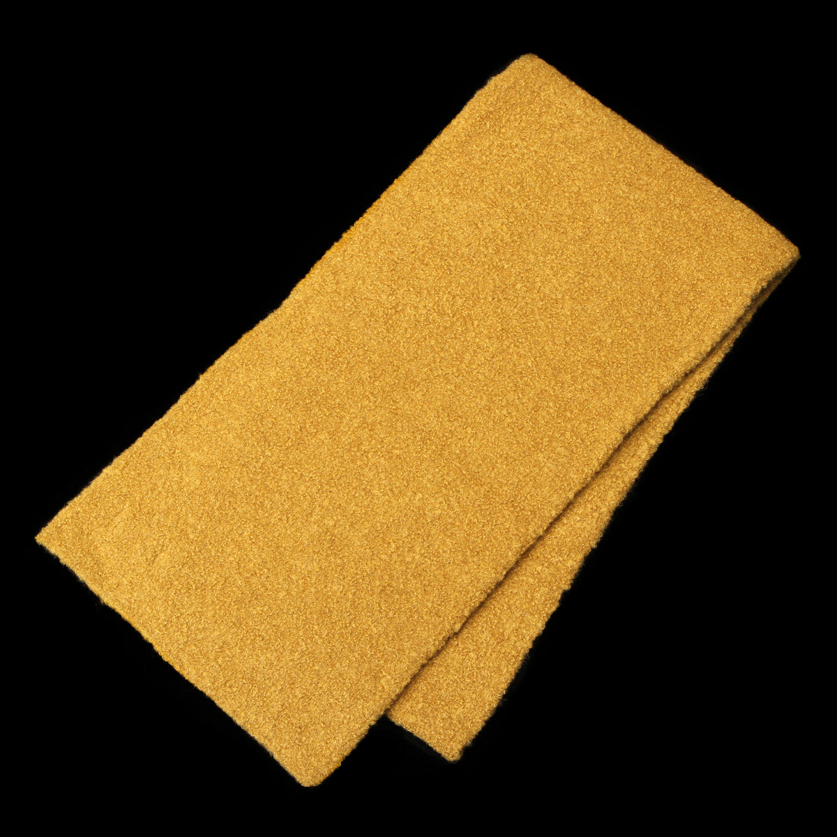 Rototo - Alpaca Boucle Short Muffler
Style # R5152
Color : Vintage Gold