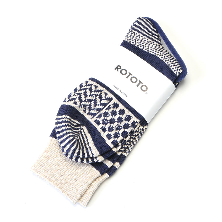 Rototo - Multi Jacquard Crew Sock
Style # R1337
Color : Ivory / Navy