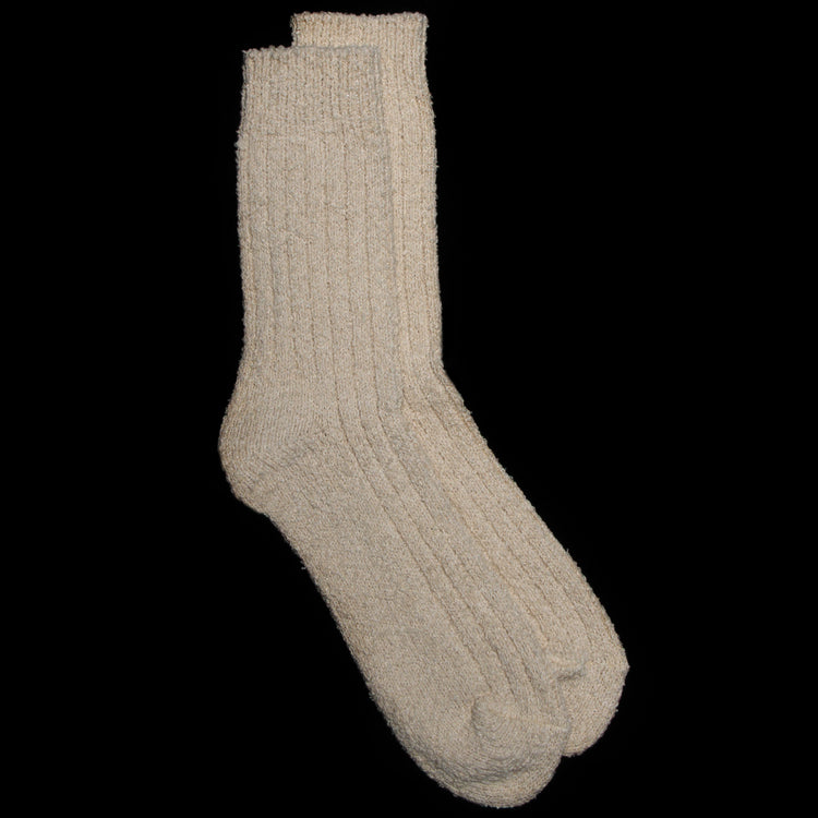 Rototo - Recycled Cotton Boucle Crew Sock
Style # R1613
Color : Ecru