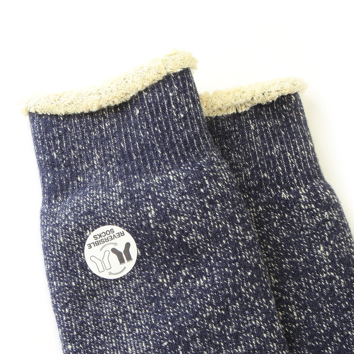 Rototo - Reversible Pile Sock
Style # R1612
Color : Navy / Cream
