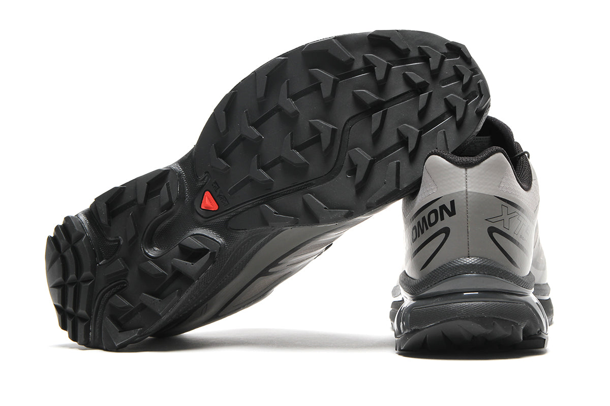 Salomon - XT-6 GTX
Style # L49215400
Color : Black / Cloudburst / Dark Gull Grey