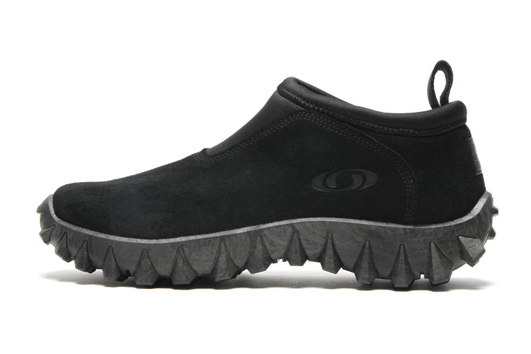 Salomon - Snowclog OG
Style # L45389900
Color : Black / Black / Asphalt