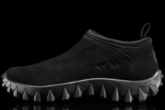 Salomon - Snowclog OG
Style # L45389900
Color : Black / Black / Asphalt