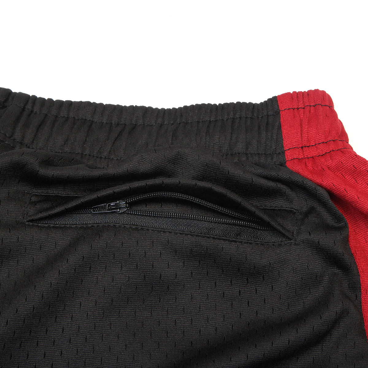 Sex Hippies - Hoop Shorts
Color : Black / Maroon / Grey