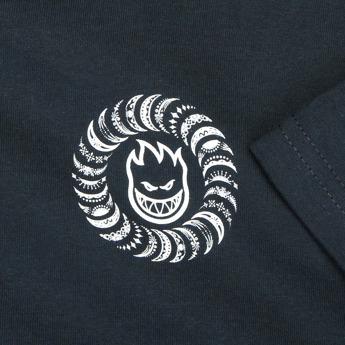 Spitfire - Classic Swirl T-Shirt
Color : Paisley