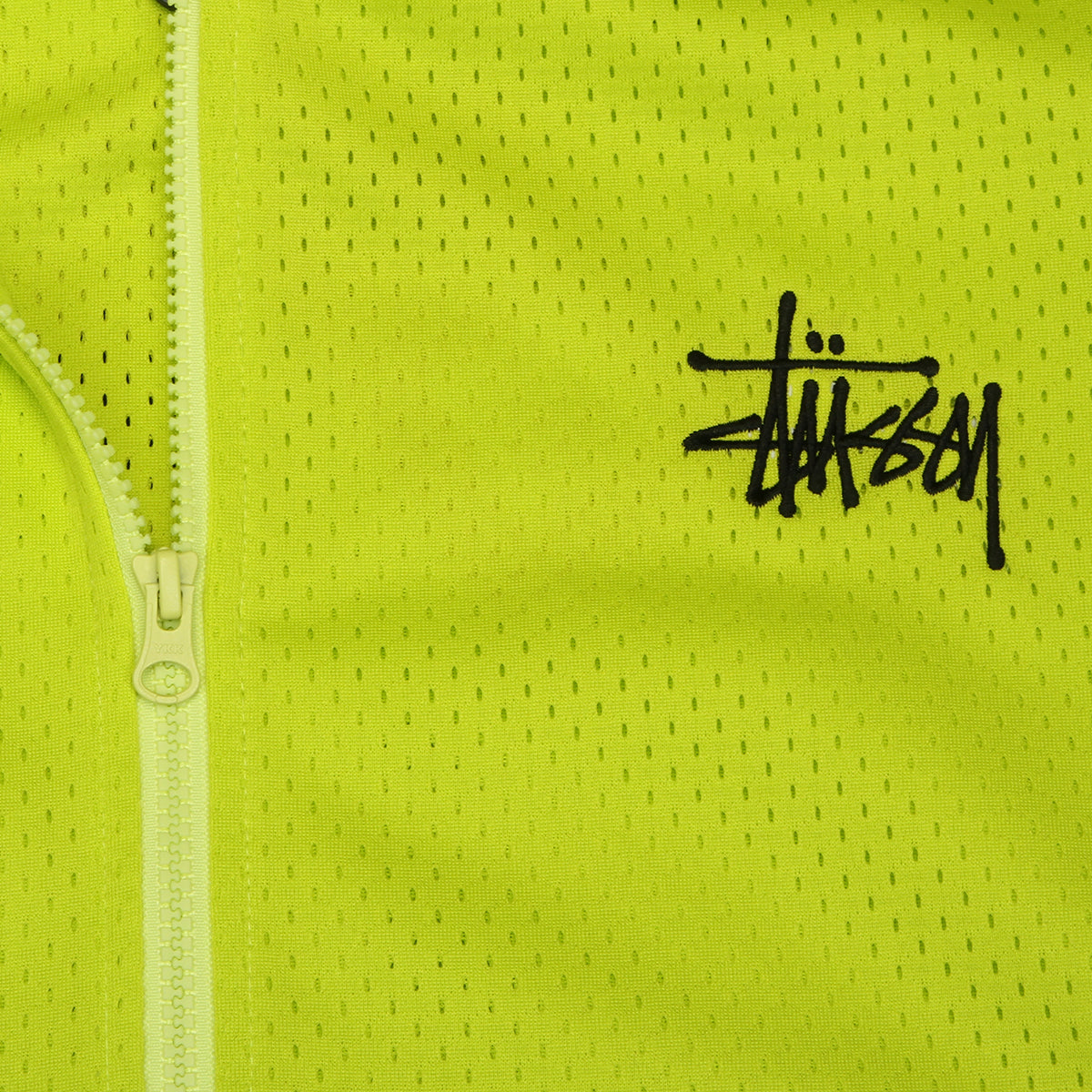 Stussy - Athletic Mesh Zip Hood
Style # 1140391
Color : Safety Green