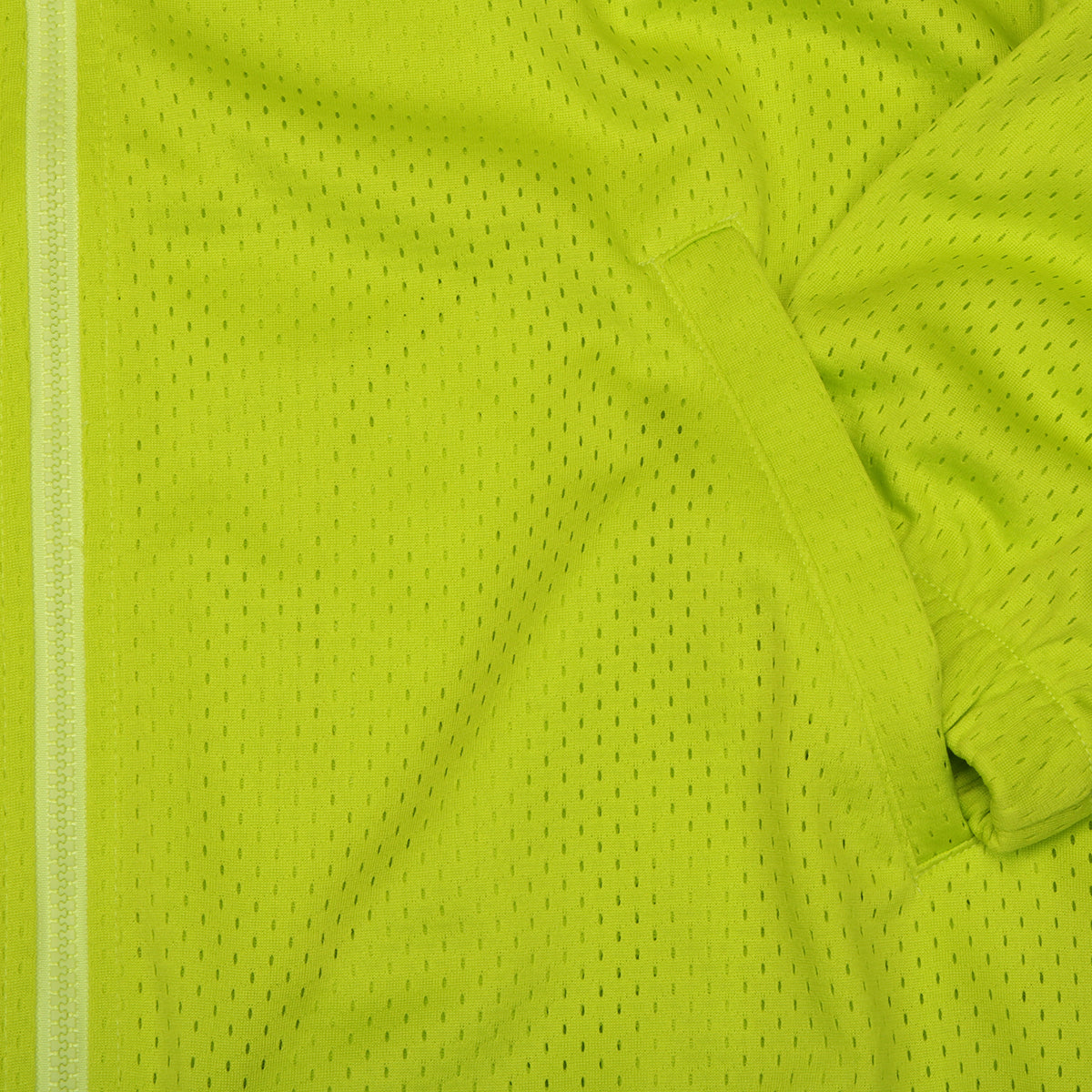 Stussy - Athletic Mesh Zip Hood
Style # 1140391
Color : Safety Green