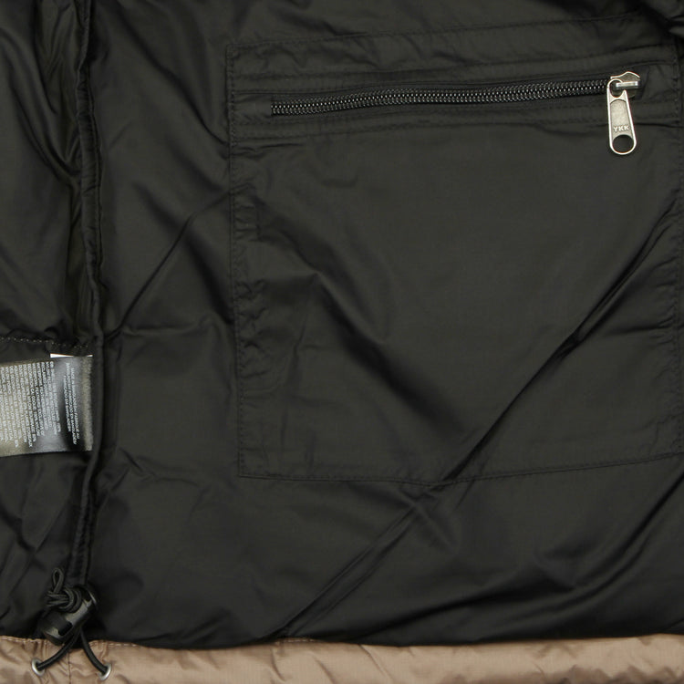 The North Face - 1996 Retro Nuptse Jacket
Style # NF0A3C8DDHL1
Color : Mocha Brown / TNF Black