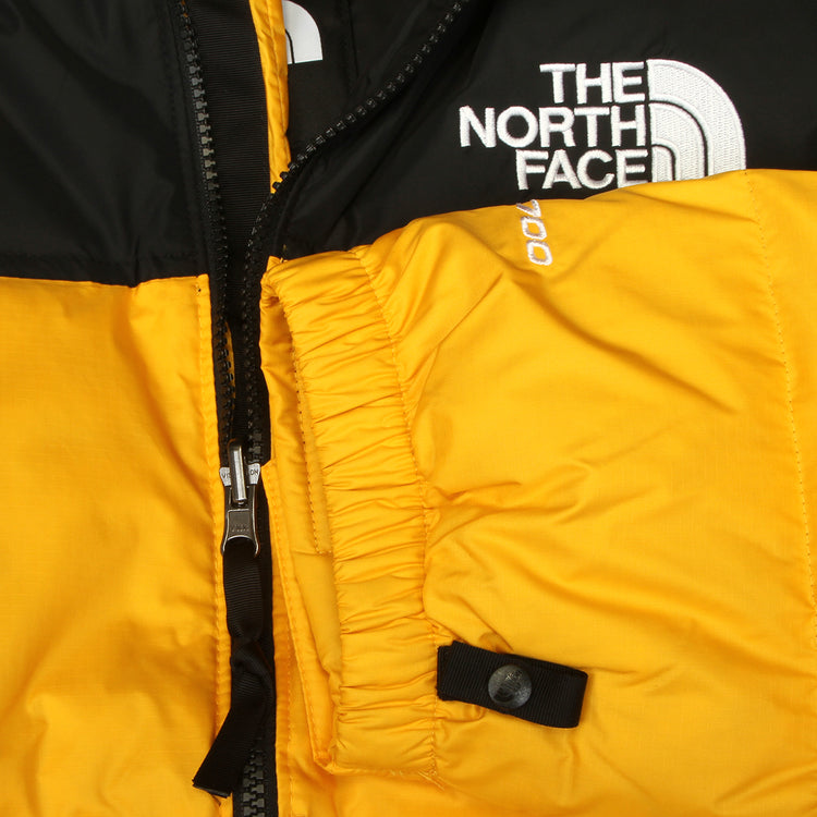 The North Face - 1996 Retro Nuptse Jacket
Style # NF0A3C8DGO81
Color : Summit Gold / TNF Black