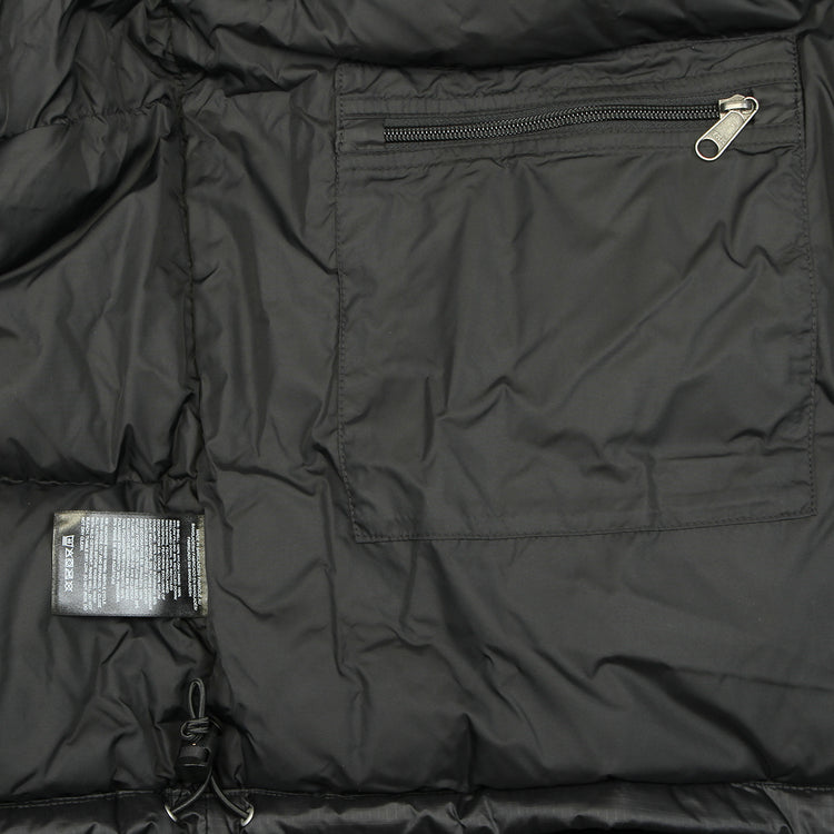 The North Face - 1996 Retro Nuptse Vest
Style # NF0A3JQQGOF1
Color : TNF Black / Recycled Down